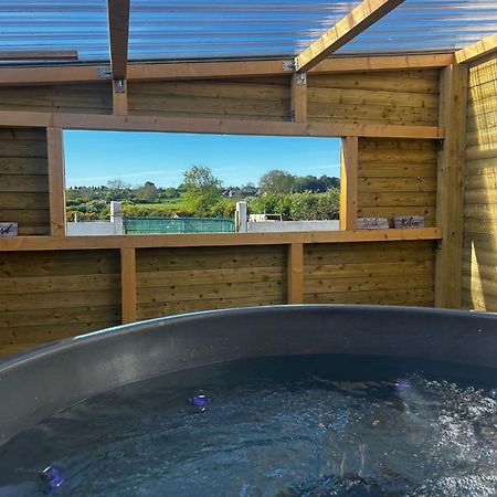 The Alpaca Farmhouse With Hot Tub And Alpaca Experience Included Dromara Exteriör bild